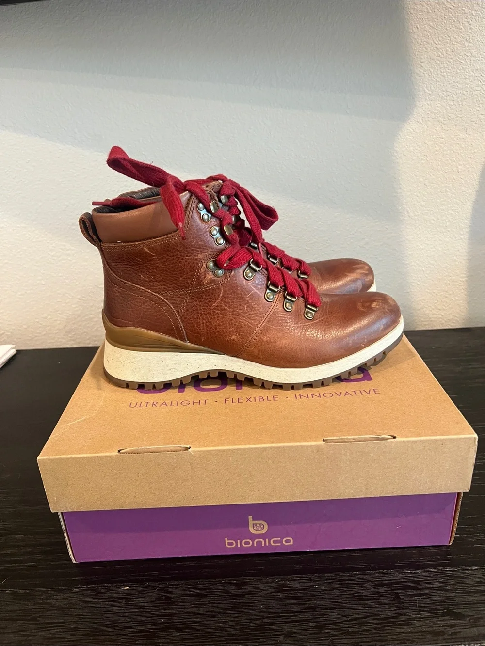 Bionica Brown Leather Boots with Red Laces